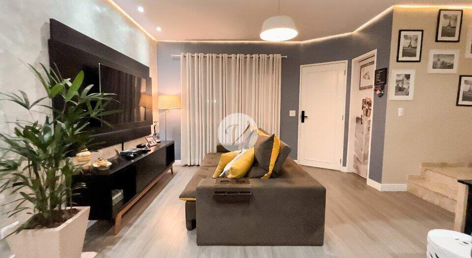 Sobrado à venda no Vila Homero Thon: 