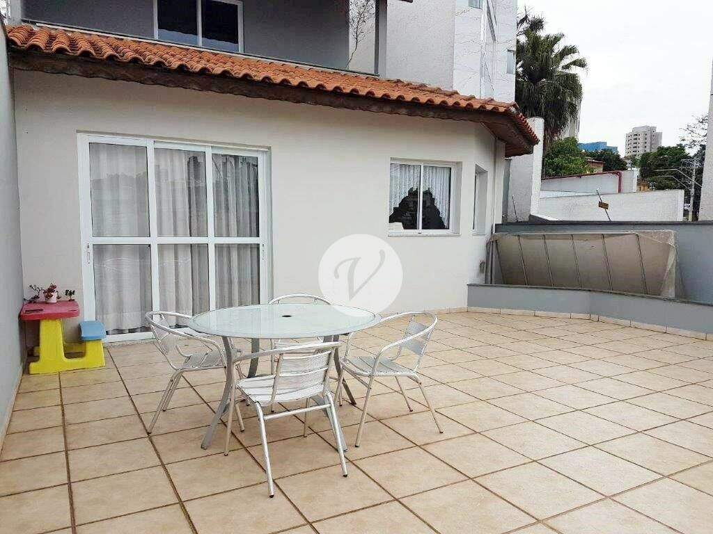 Sobrado à venda no Jardim: 