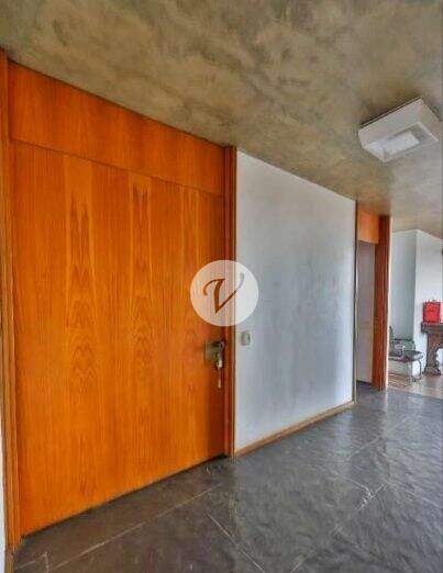 Apartamento à venda no Jardim: entrada Hall