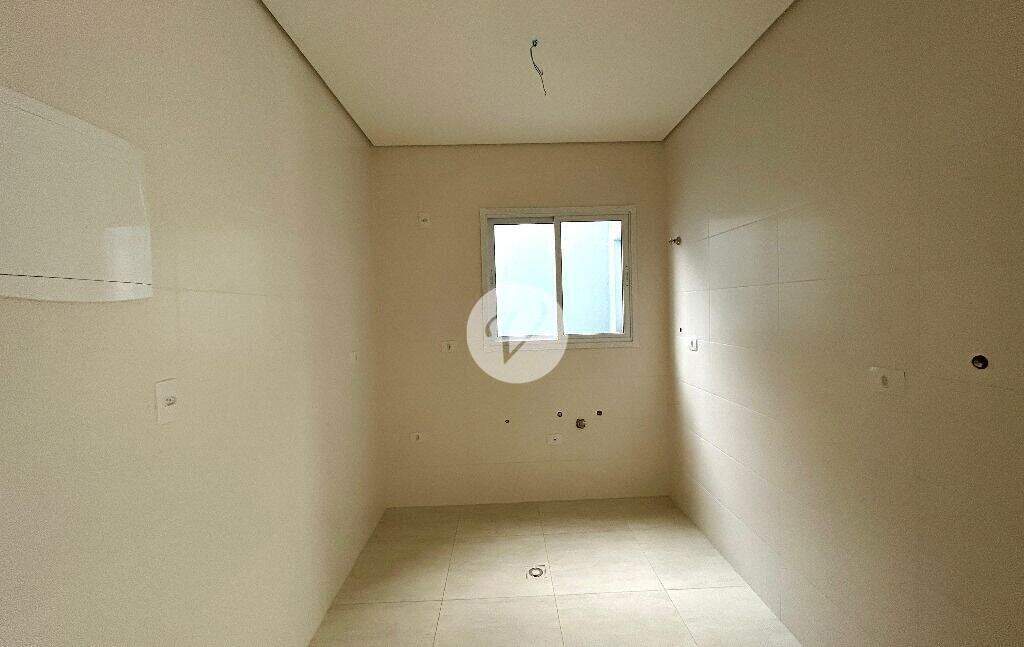 Cobertura à venda no Parque das Nações: 