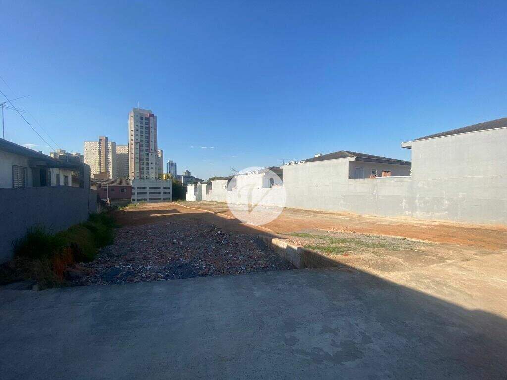 Terreno à venda no Vila Eldízia: 