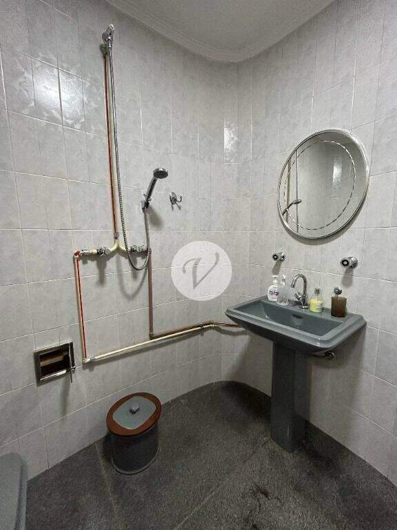 Sobrado à venda no Jardim: 