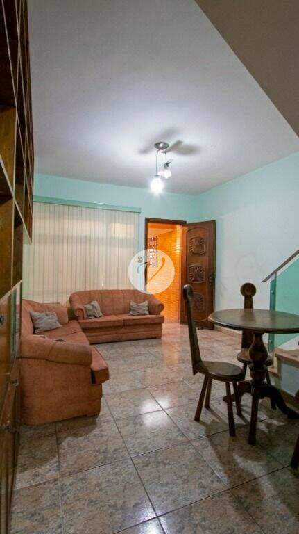 Sobrado à venda no Jardim: 