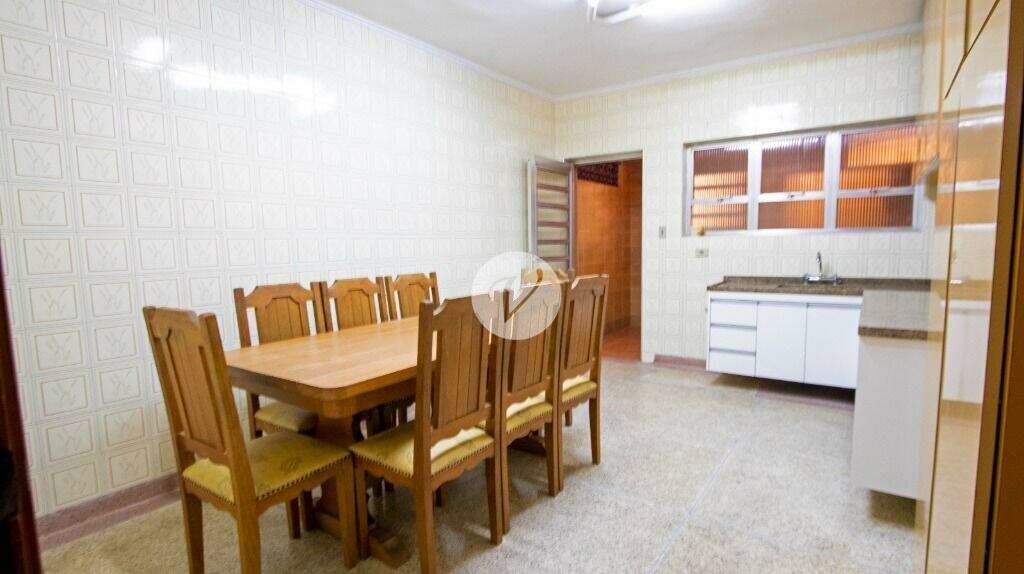 Sobrado à venda no Jardim: 