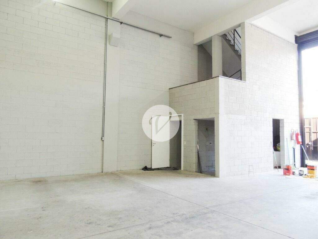 Salão à venda no Parque João Ramalho: 