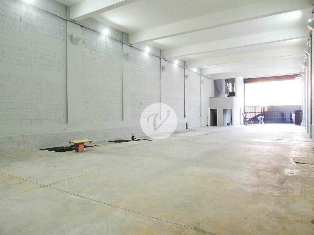 Salão à venda no Parque João Ramalho: 
