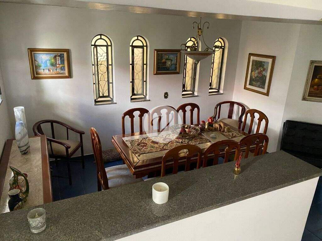 Sobrado à venda no Vila Bastos: 