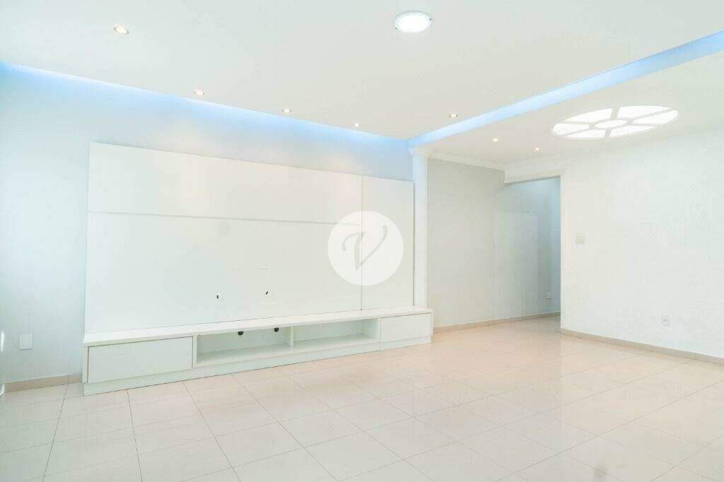 Sobrado à venda no Campestre: 