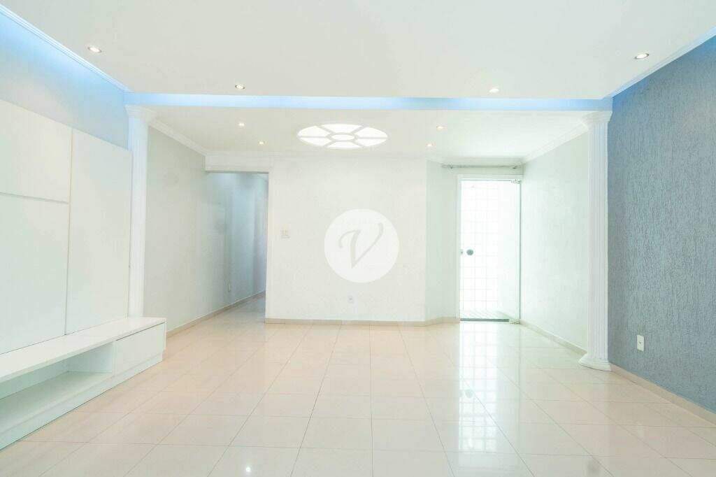 Sobrado à venda no Campestre: 