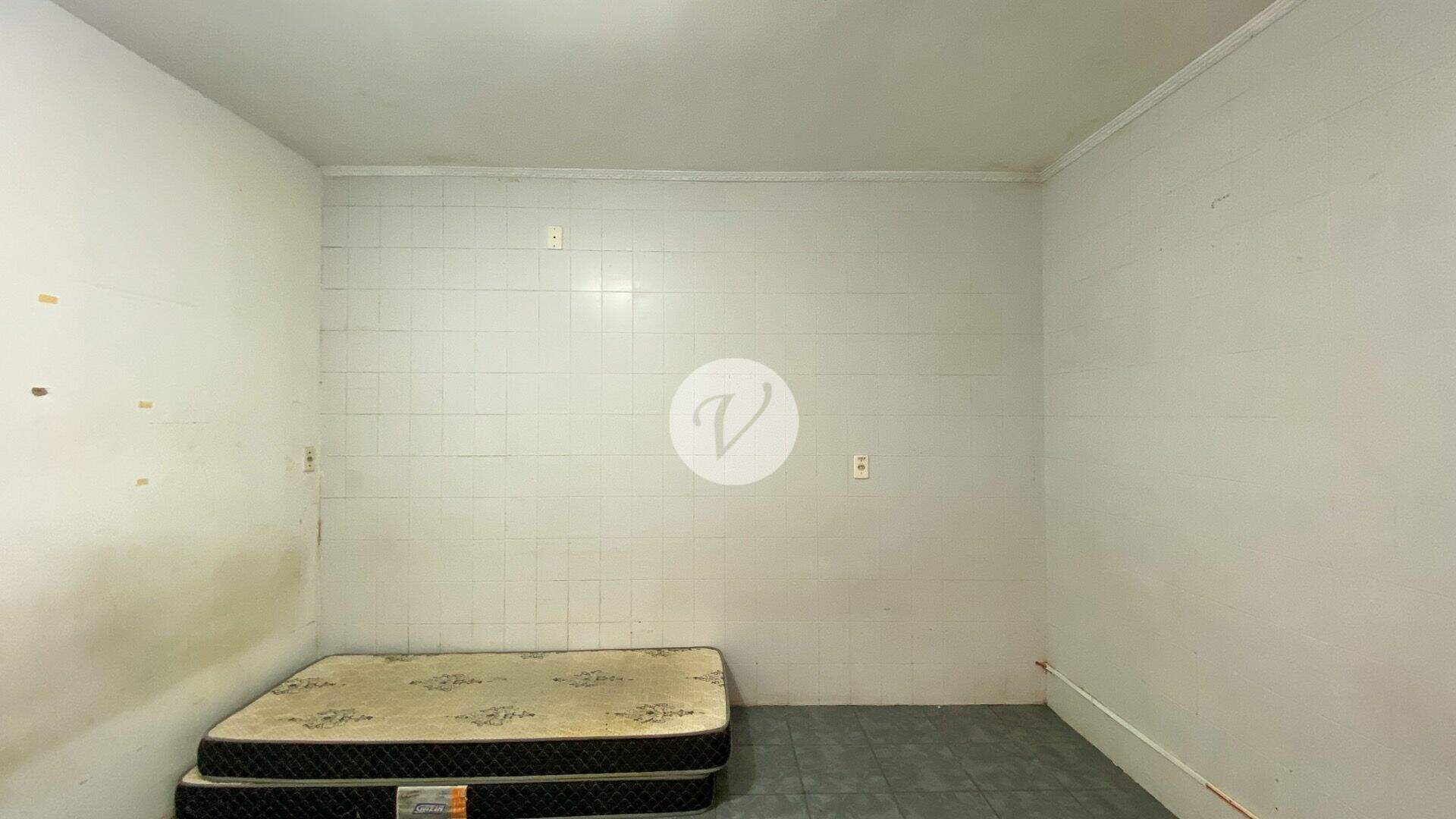 Sobrado à venda no Jardim: 