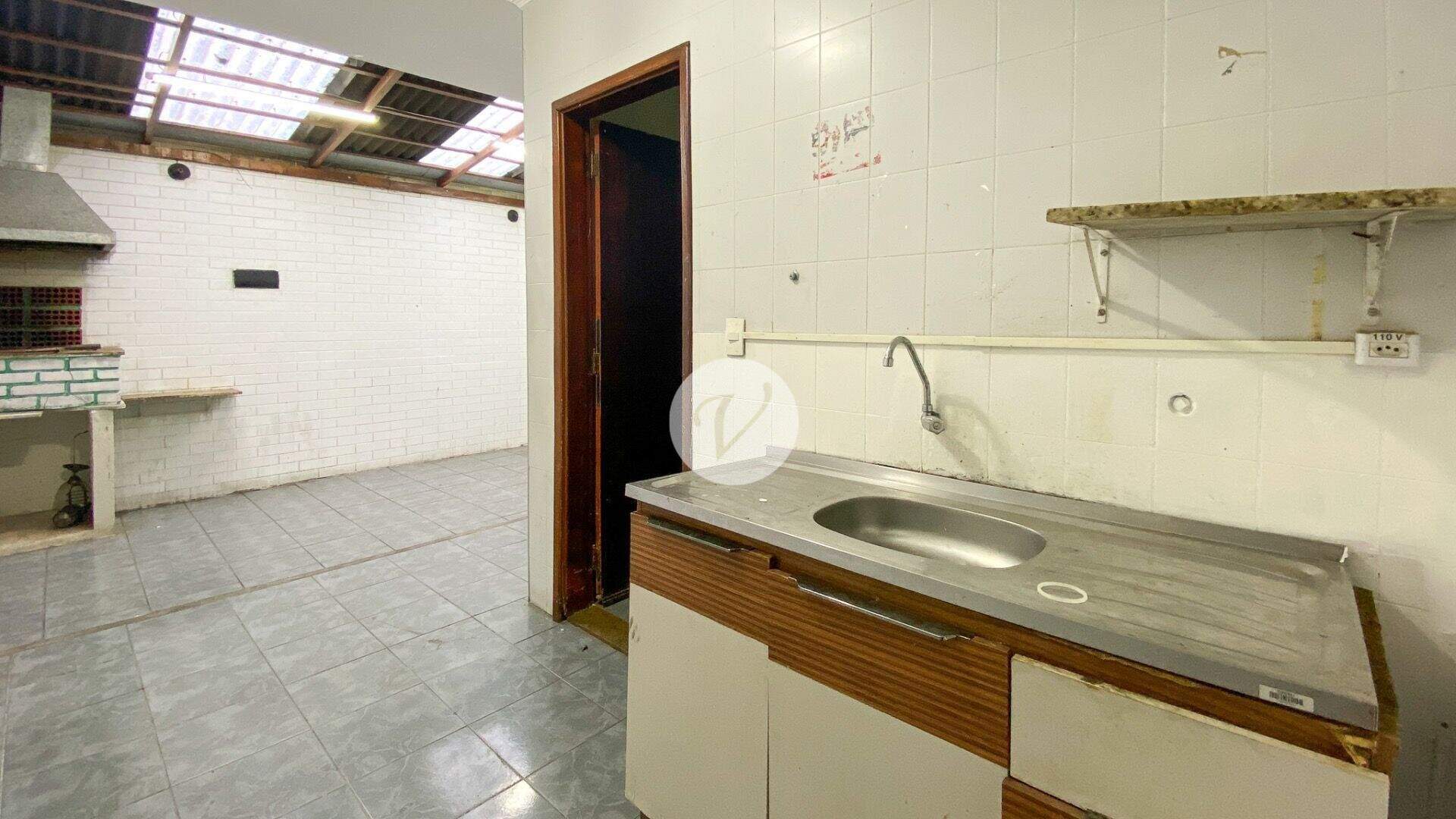 Sobrado à venda no Jardim: 