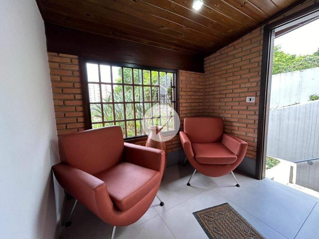 Casa à venda no Centro: 