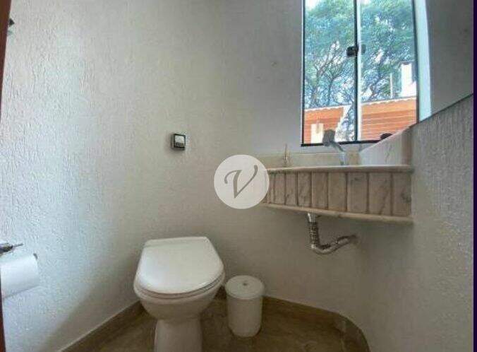 Sobrado à venda no Jardim: 