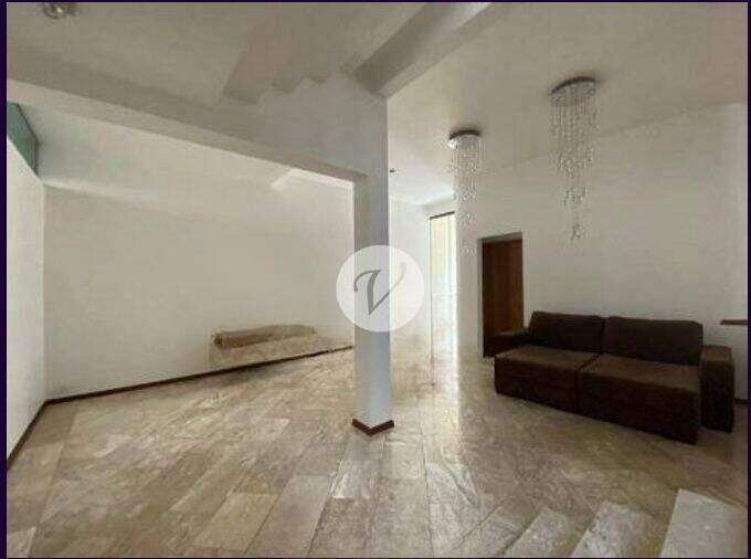 Sobrado à venda no Jardim: 