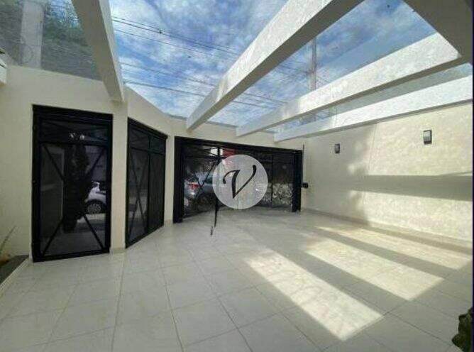 Sobrado à venda no Jardim: 