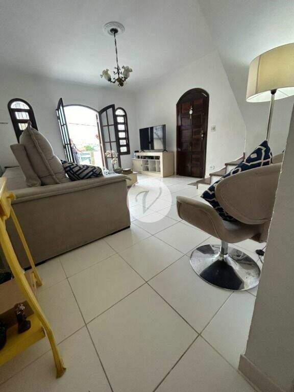 Sobrado à venda no Vila Valparaíso: 