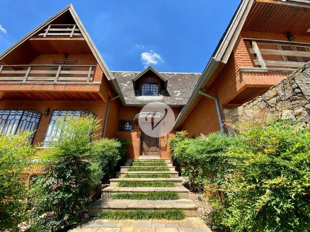 Sobrado à venda no Campestre: 