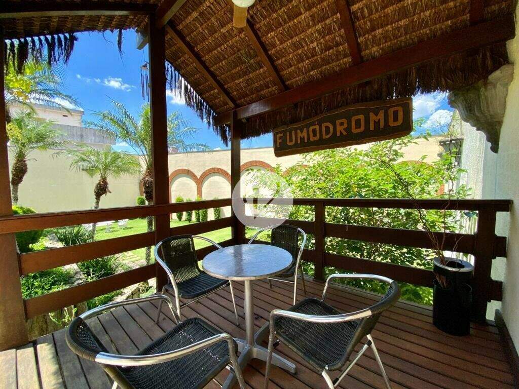 Sobrado à venda no Campestre: 