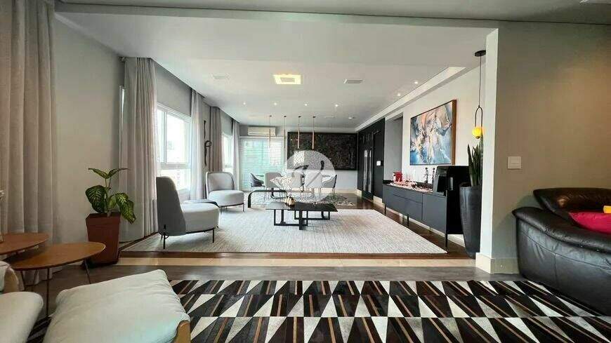 Apartamento à venda no Jardim: 