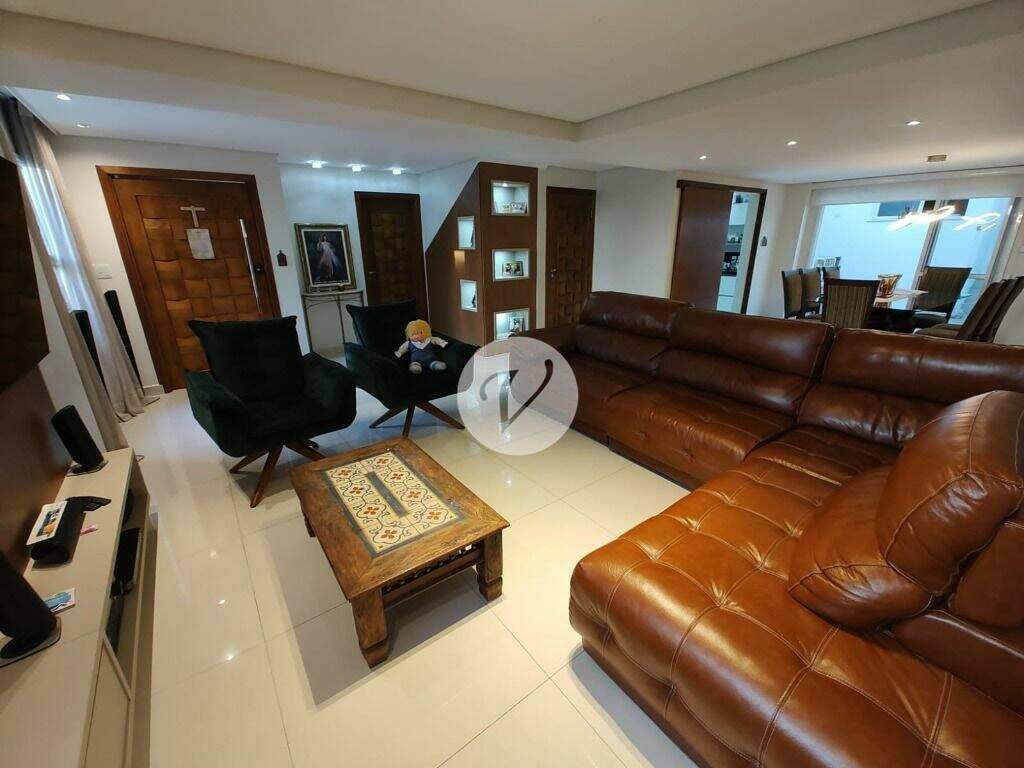 Sobrado à venda no Paraíso: 