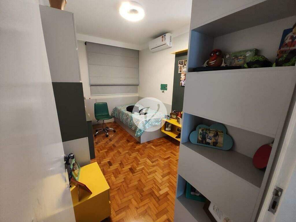 Sobrado à venda no Paraíso: 