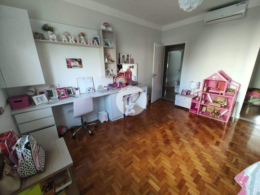 Sobrado à venda no Paraíso: 