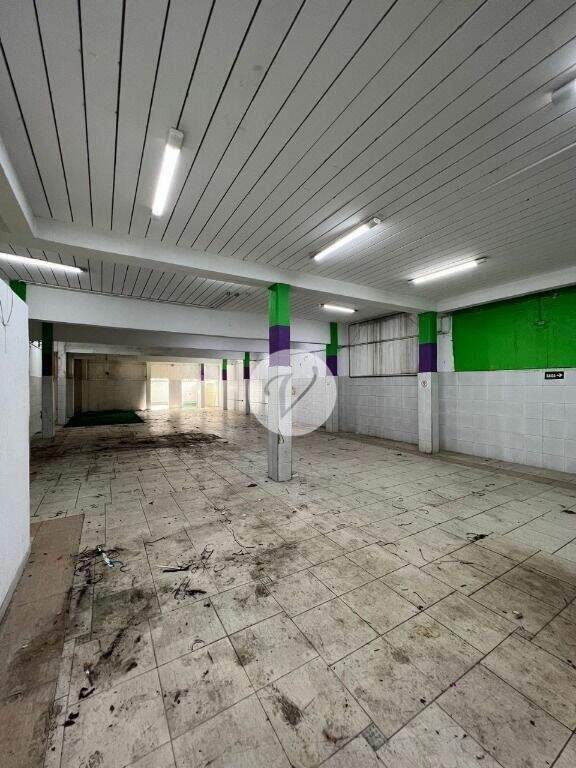 Prédio à venda no Vila Bastos: 