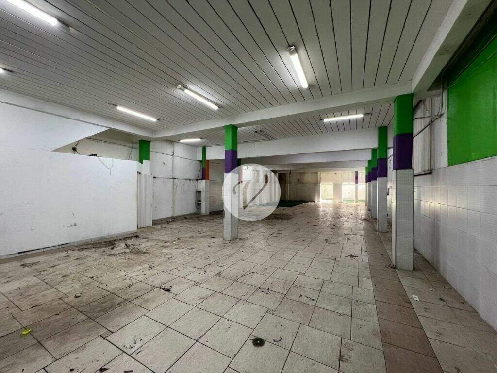 Prédio à venda no Vila Bastos: 