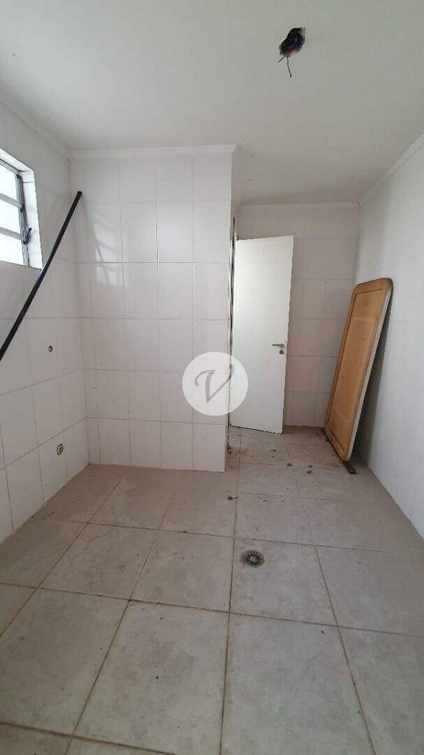 Sobrado à venda no Vila Moraes: Dormitório de empregada