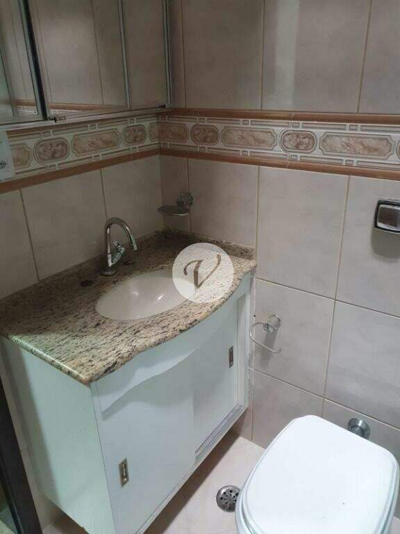 Sobrado à venda no Santa Maria: 