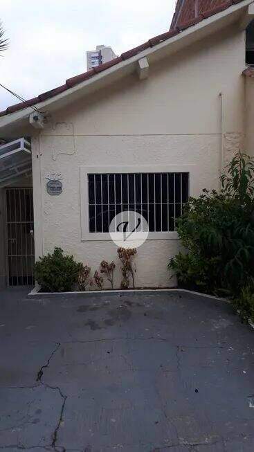 Casa à venda no Centro: 