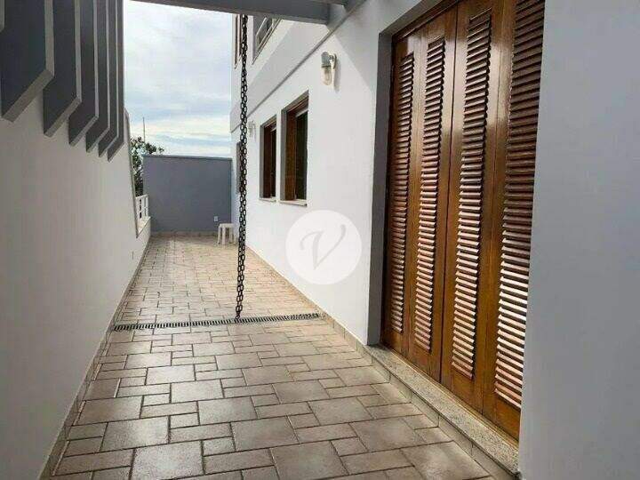 Sobrado à venda no Vila Scarpelli: 