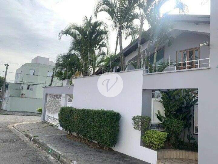 Sobrado à venda no Vila Scarpelli: 