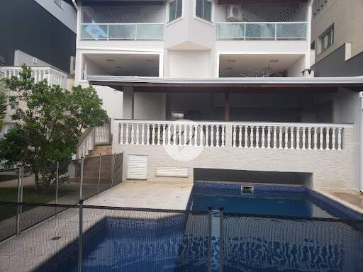 Sobrado à venda no Parque Terra Nova II: 