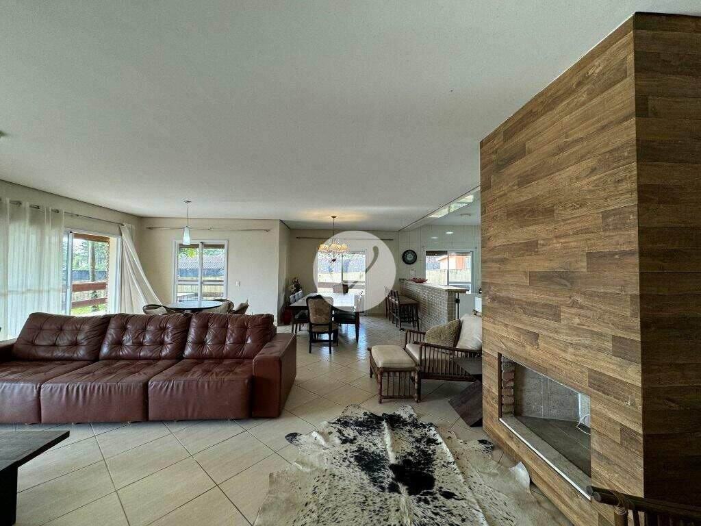 Chácara à venda no Zanzala: Sala de estar