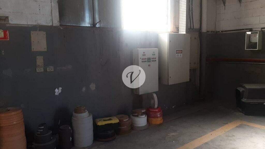 Galpão à venda no Batistini: 