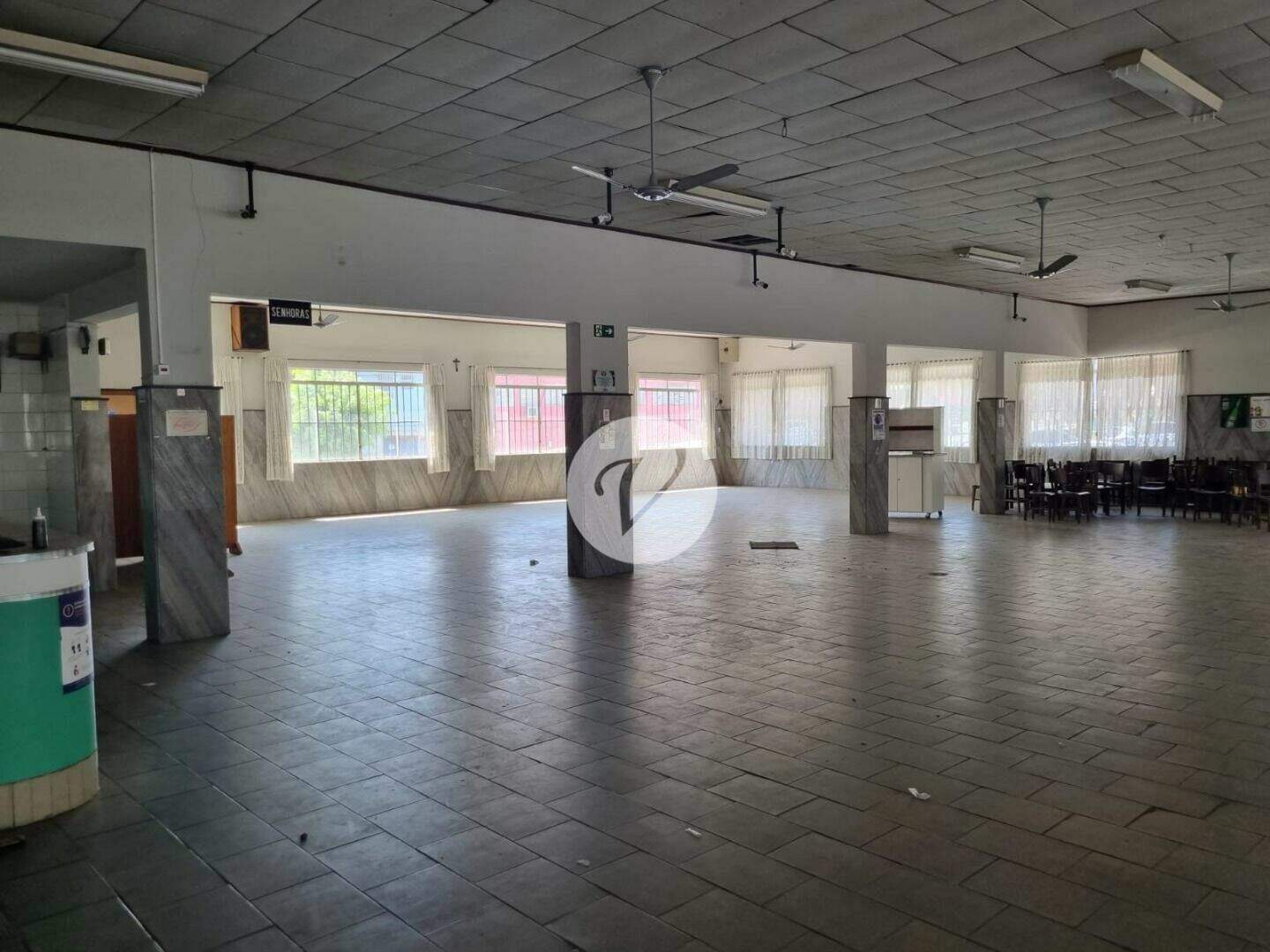 Galpão à venda no Batistini: 