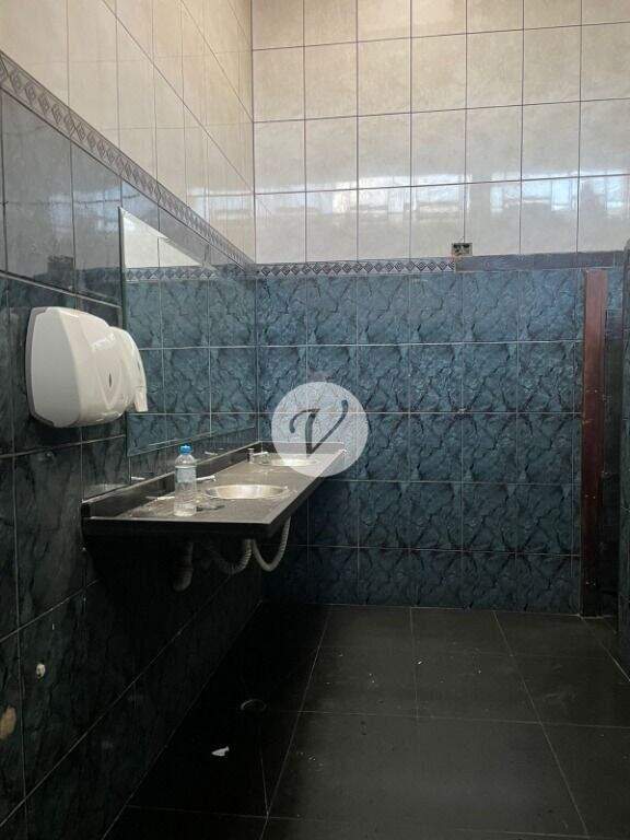 Salão à venda no Centro: 