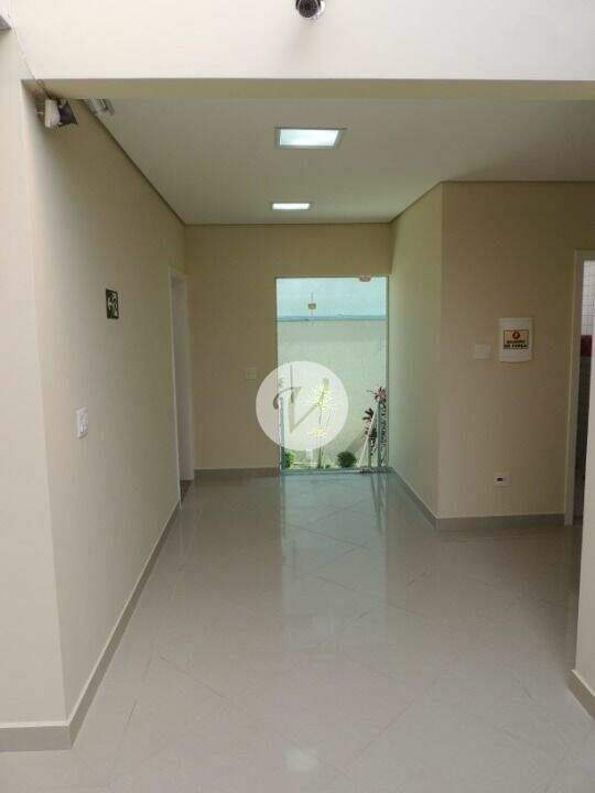 Galpão à venda no Jardim Stella: 