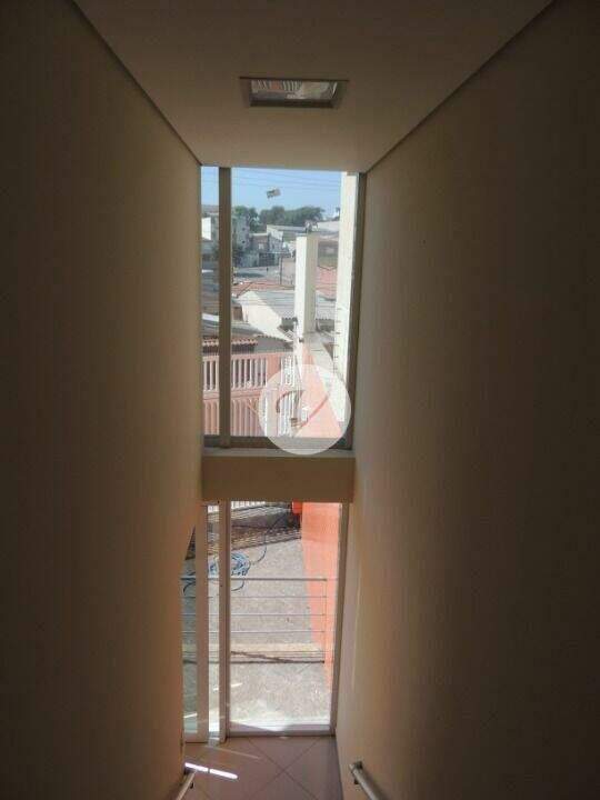 Galpão à venda no Jardim Stella: 