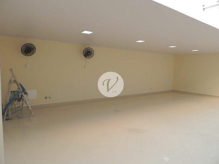 Galpão à venda no Jardim Stella: 