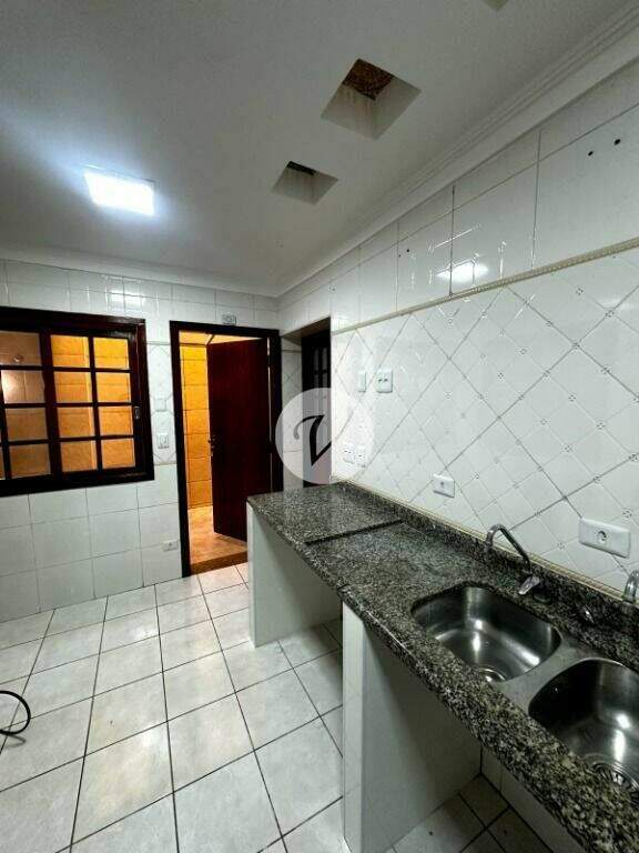 Sobrado à venda no Vila Jordanópolis: 