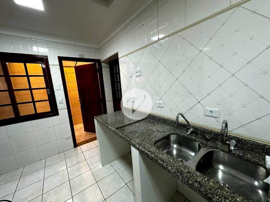 Sobrado à venda no Vila Jordanópolis: 