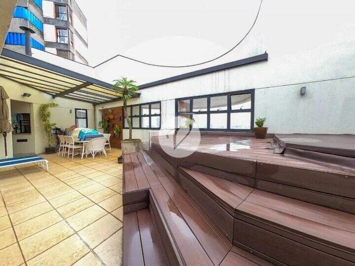 Cobertura à venda no Jardim: 