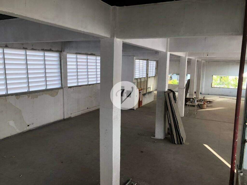 Galpão à venda no Vila Santa Luzia: 