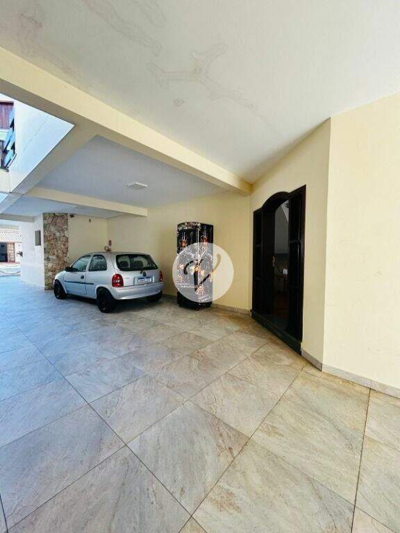 Sobrado à venda no Jardim: 