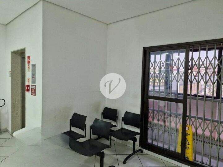 Prédio à venda no Vila Alzira: 