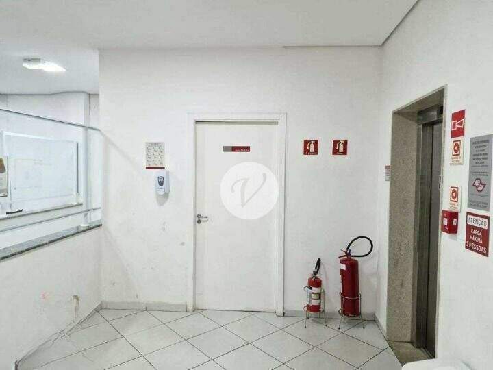 Prédio à venda no Vila Alzira: 