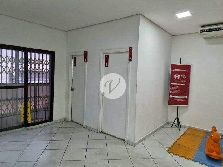 Prédio à venda no Vila Alzira: 