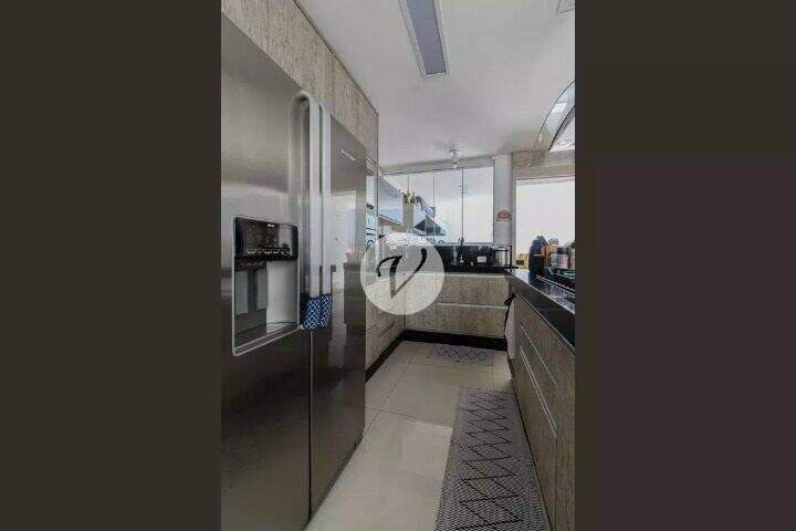 Sobrado à venda no Silveira: 